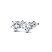 Round Diamond Stud Earrings - 5 Prong