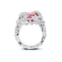 Marvelous Ruby and White Diamond  High Jewellery Ring